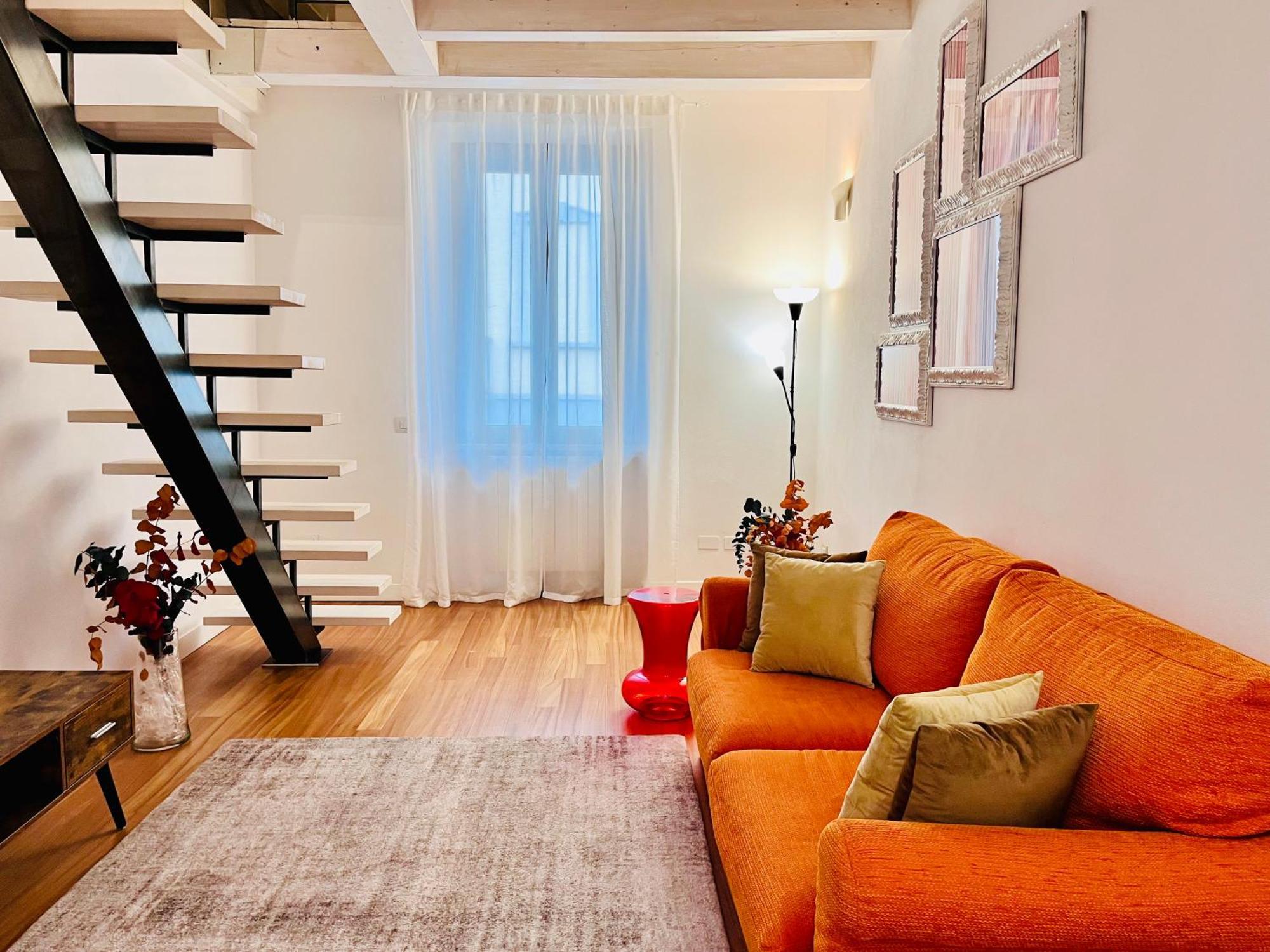 מילאנו Riverside Loft Navigli - Spacious Two-Bedroom Apartment מראה חיצוני תמונה