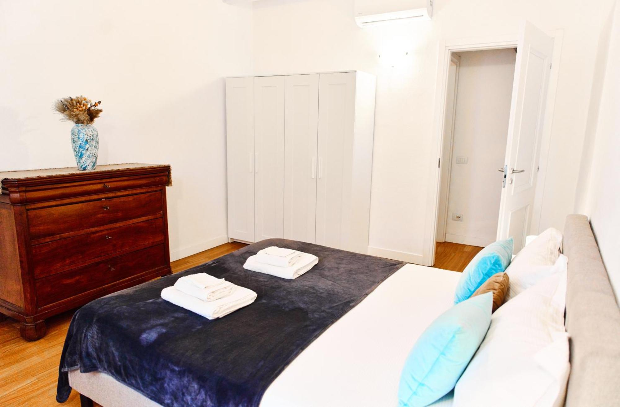 מילאנו Riverside Loft Navigli - Spacious Two-Bedroom Apartment מראה חיצוני תמונה